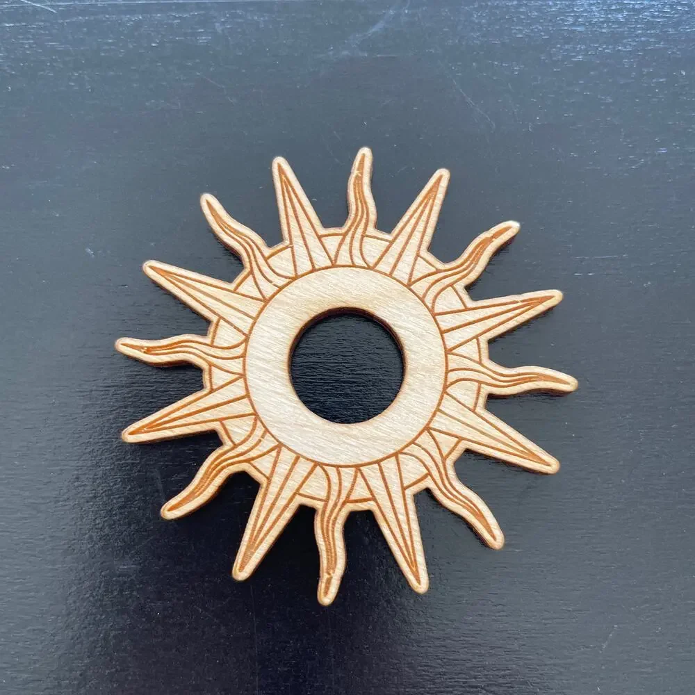 Pretty Sunburst Wood Sphere Holder/Stand